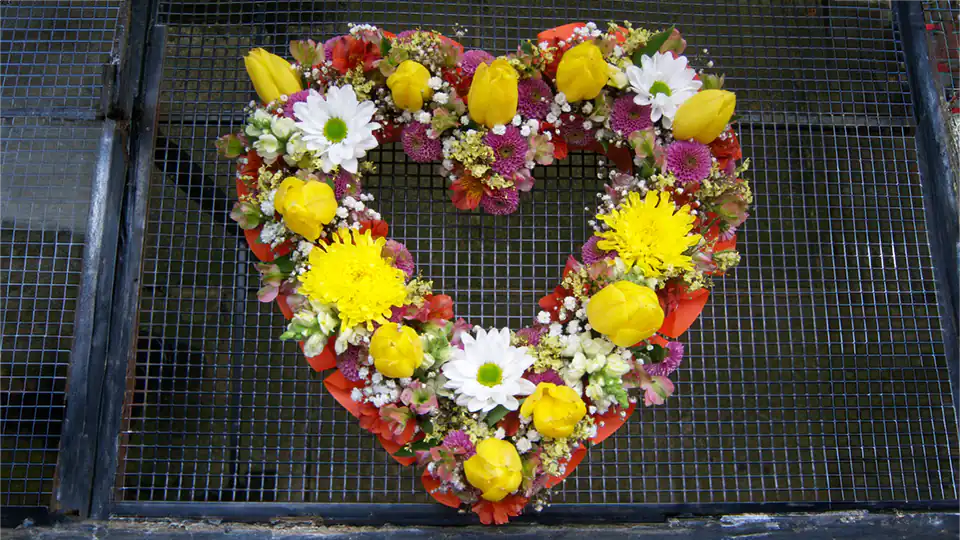 Heart shaped bright flower wreath